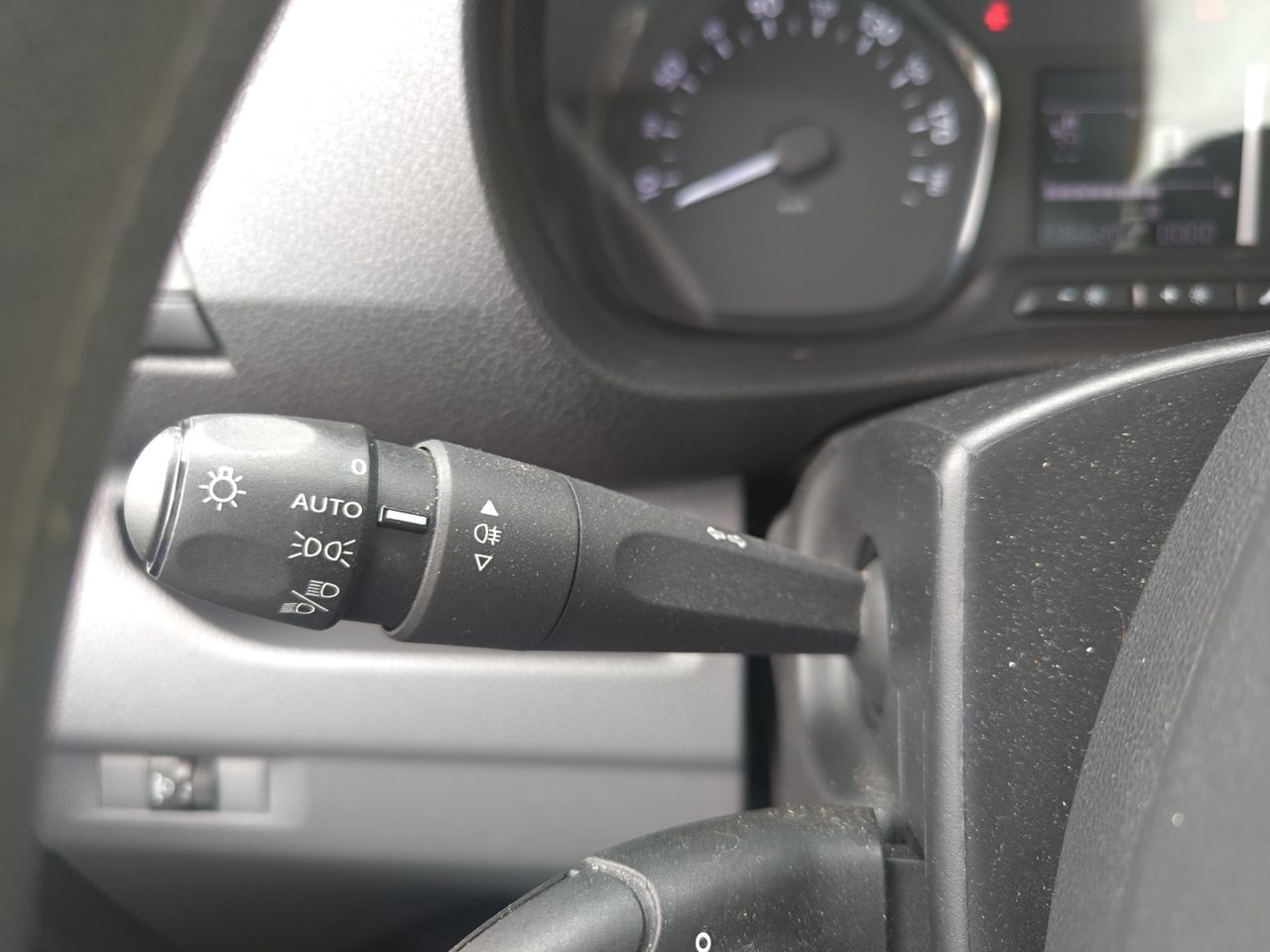 Fiat Scudo BUSSINES 100CV   - Foto 2