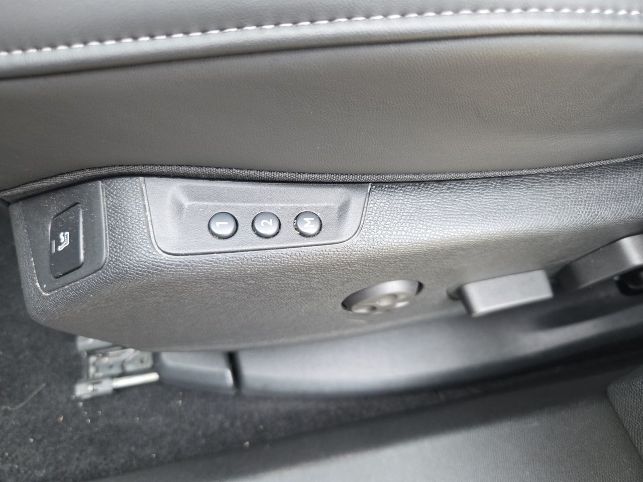 DS DS 7 E-TENSE 300CV 4X4 RIVOLI  - Foto 2