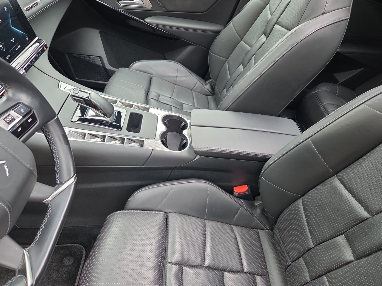 DS DS 7 E-TENSE 300CV 4X4 RIVOLI  - Foto 2