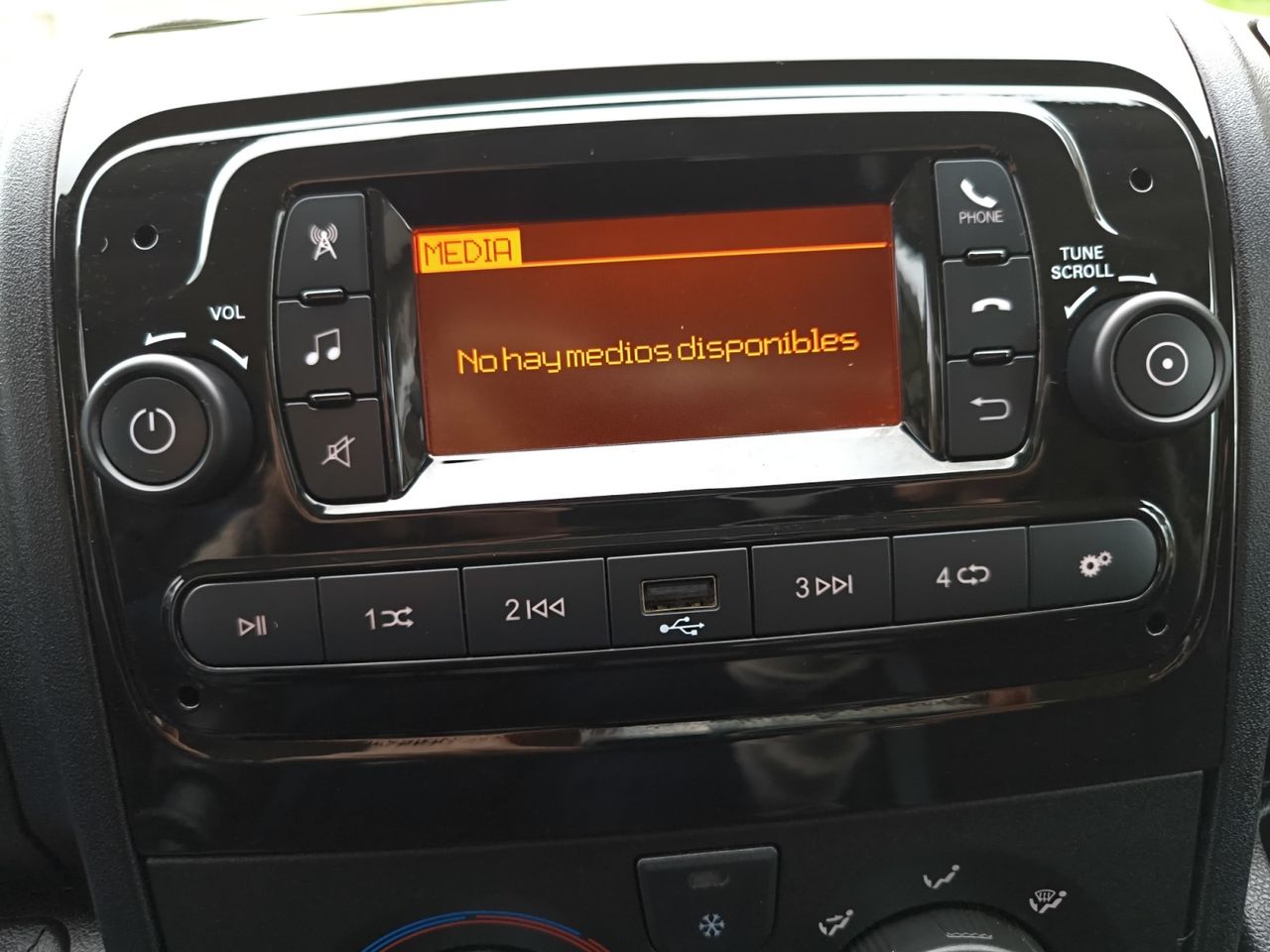 Opel Movano FURGON BASE LIGHT L2H2 3,3T BLUEHDI 120 cv  - Foto 2