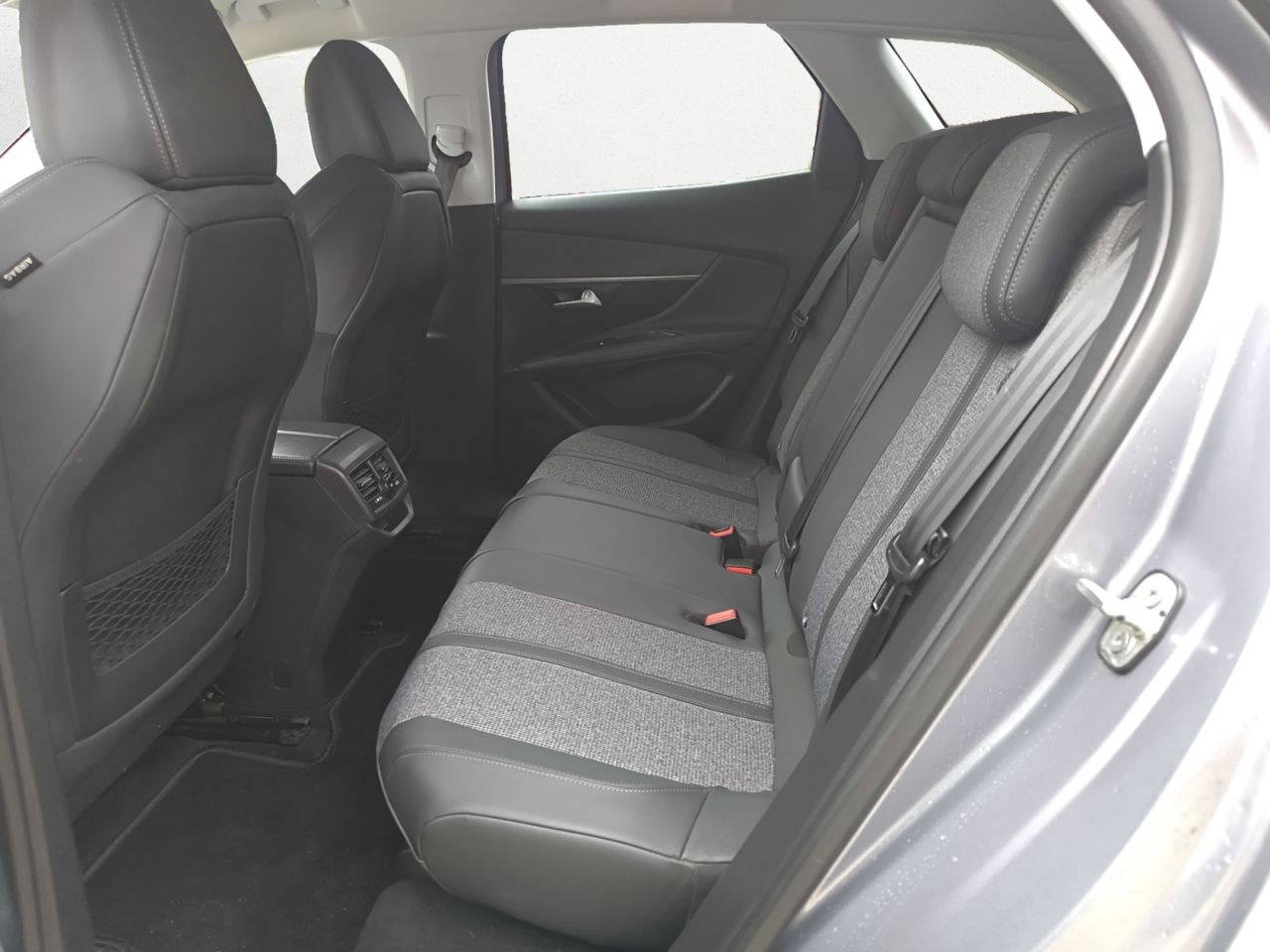 Peugeot 3008 ALLURE 130CV  - Foto 2