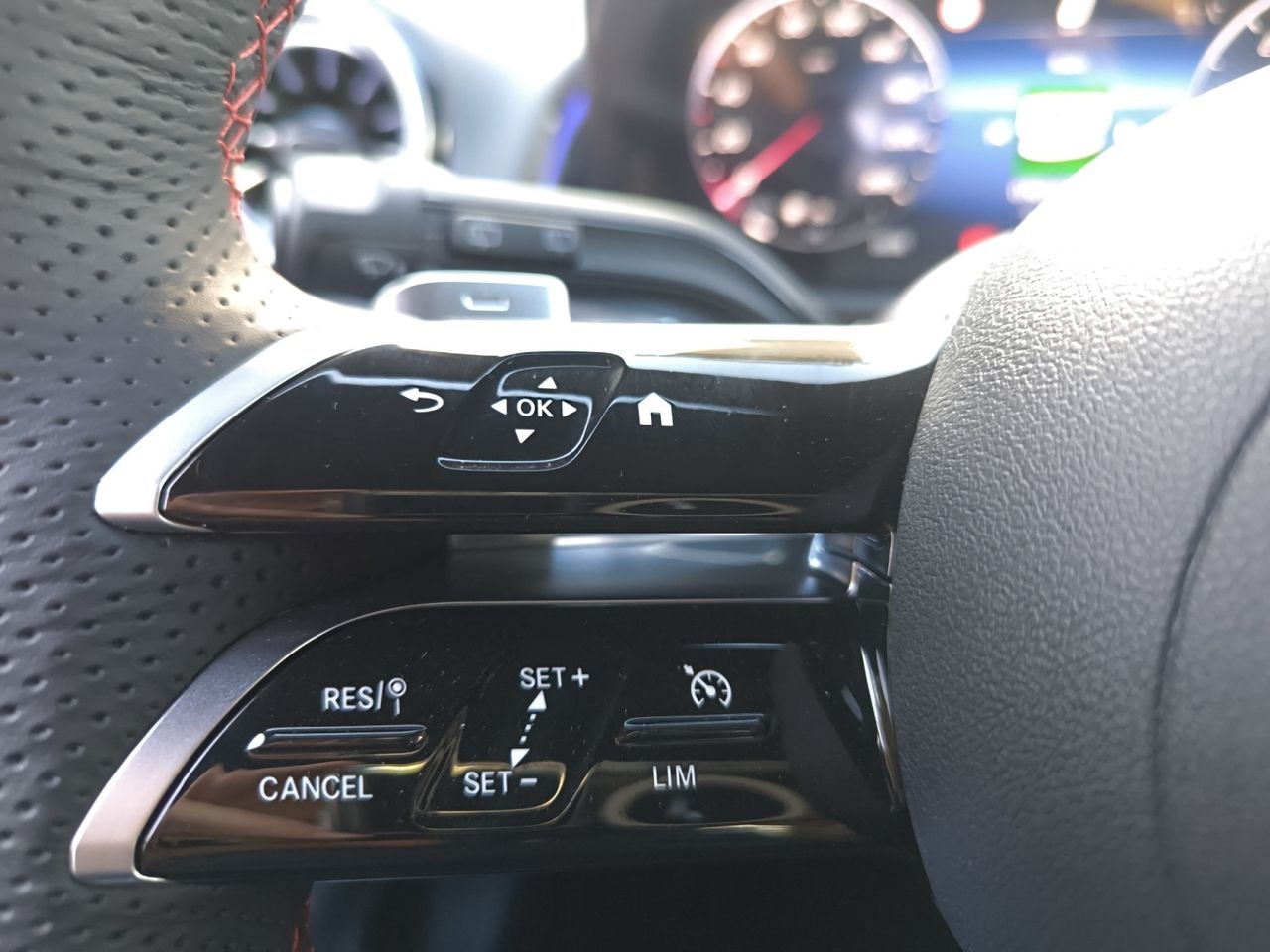 Mercedes Clase GLB GLB 200 d AMG Line Premium 7 Plzs  - KMO  - Foto 2