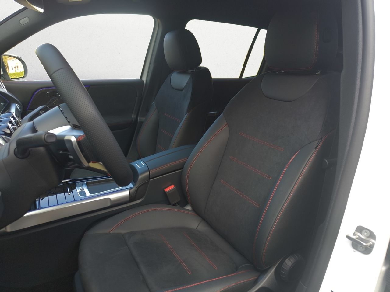 Mercedes Clase GLB GLB 200 d AMG Line Premium 7 Plzs  - KMO  - Foto 2