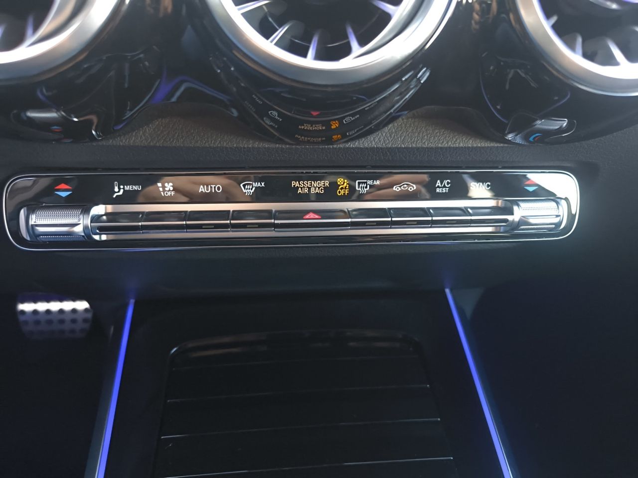 Mercedes Clase GLB GLB 200 d AMG Line Premium 7 Plzs  - KMO  - Foto 2