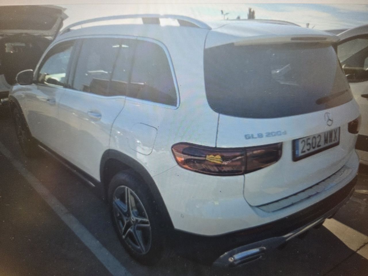 Mercedes Clase GLB GLB 200 d AMG Line Premium 7 Plzs  - KO  - Foto 2