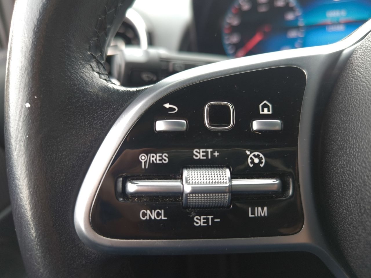 Mercedes Clase GLB GLB 220 D 4 MATIC DCT 140KW (190CV)  - Foto 2