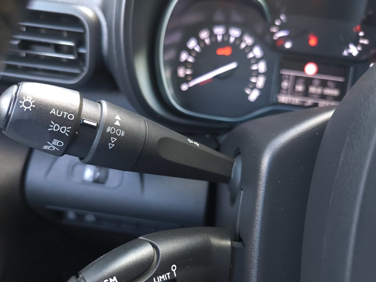 Citroën Berlingo TALLA M BLUE HDI 100 CV FEEL PACK  - Foto 2