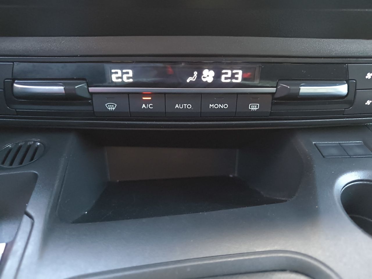 Citroën Berlingo TALLA M BLUE HDI 100 CV FEEL PACK  - Foto 2