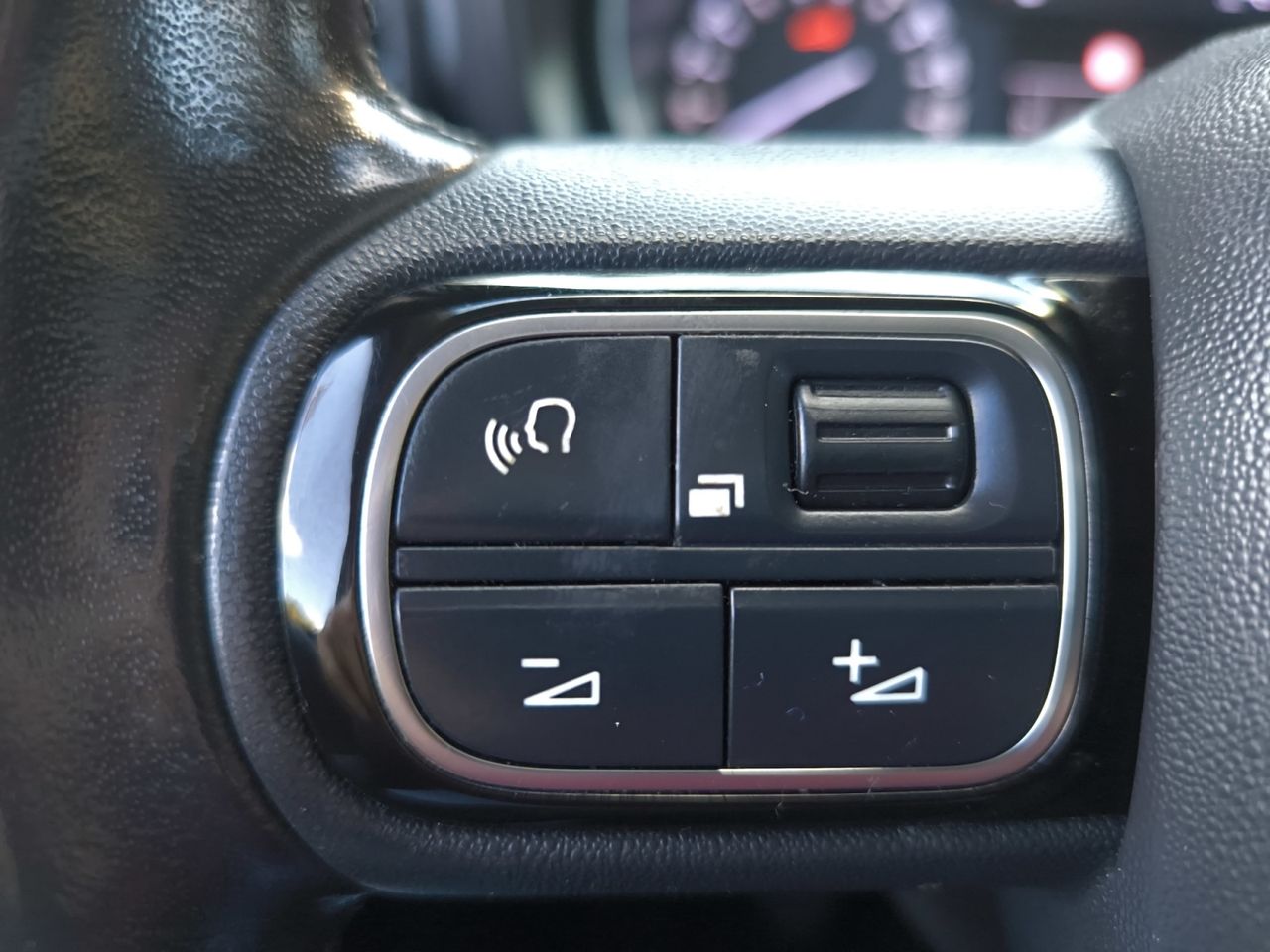 Citroën Berlingo TALLA M BLUE HDI 100 CV FEEL PACK  - Foto 2