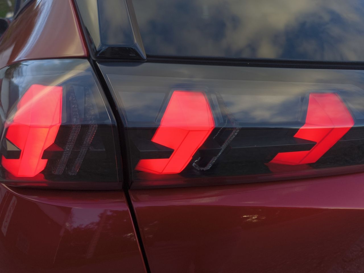 Peugeot e-2008 ALLURE ELECTRICO  - Foto 2