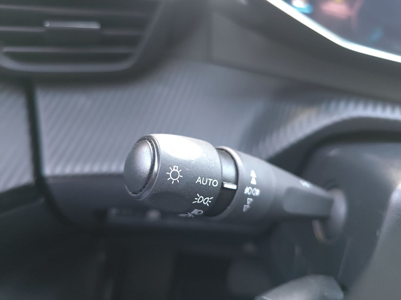 Peugeot e-2008 ALLURE ELECTRICO  - Foto 2