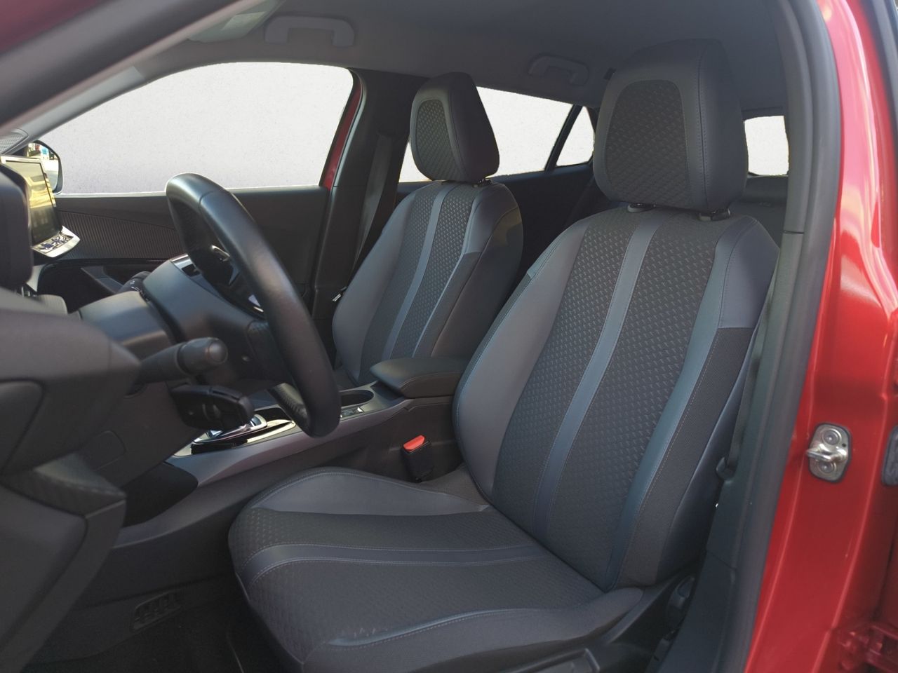 Peugeot e-2008 ALLURE ELECTRICO  - Foto 2