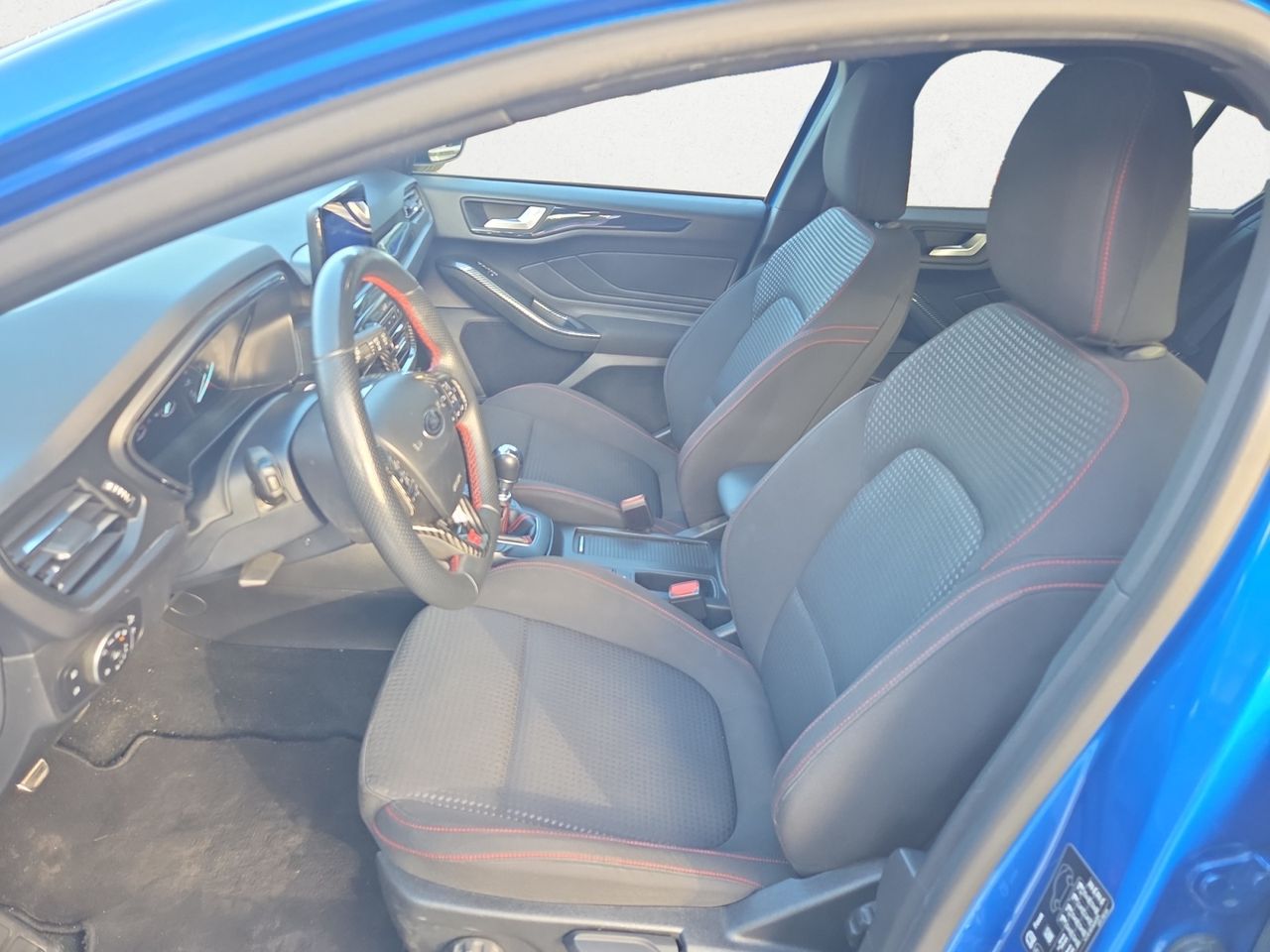 Ford Focus 1.5 ECOBLUE ST LINE   - Foto 2
