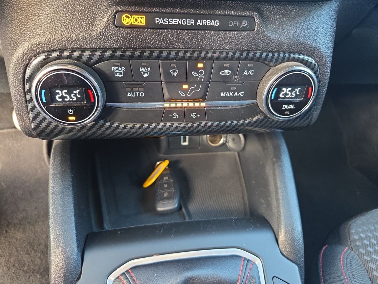 Ford Focus 1.5 ECOBLUE ST LINE   - Foto 2