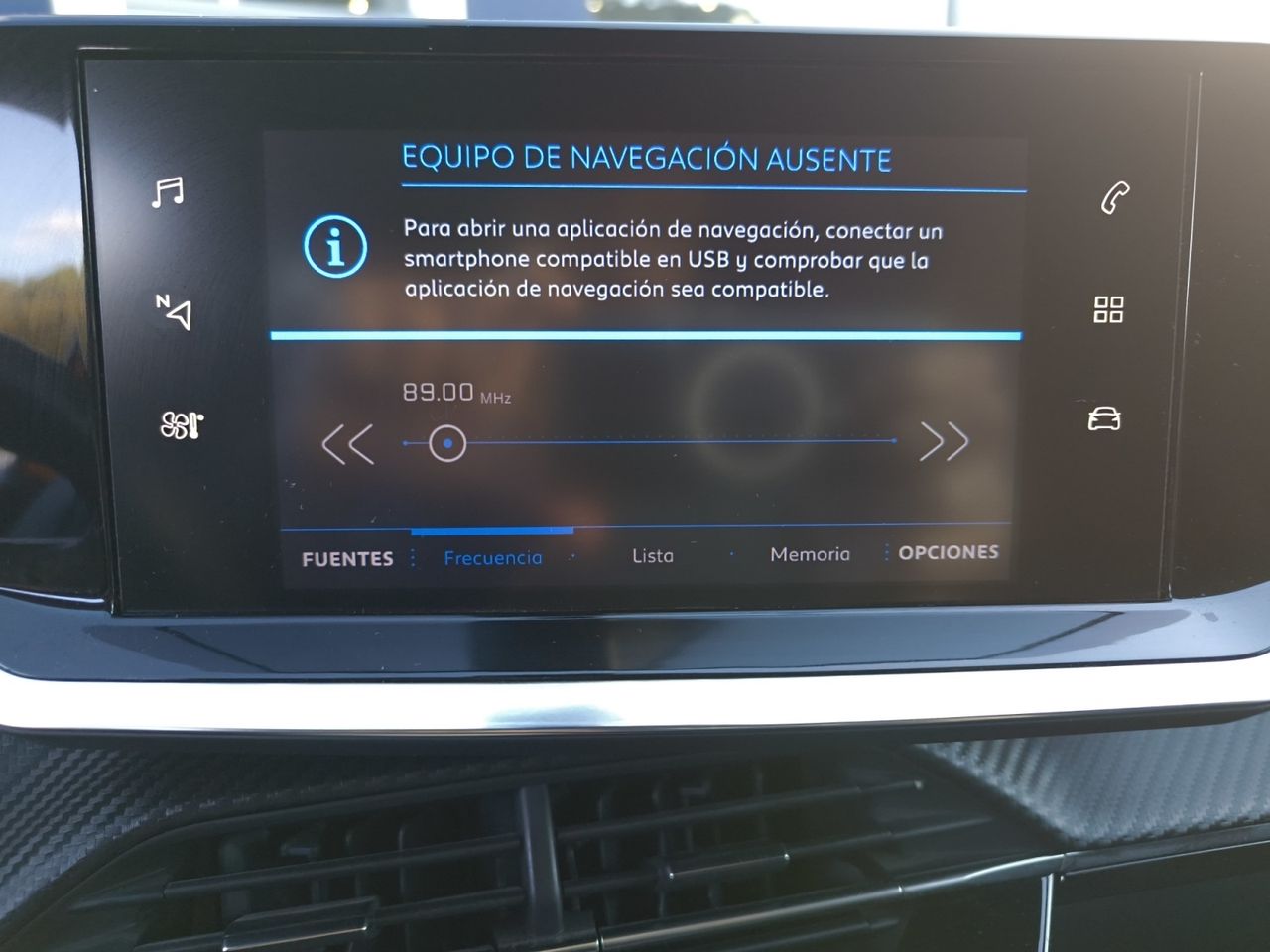 Peugeot 2008 ALLURE PACK BLUE HDI 110 CV  - Foto 2