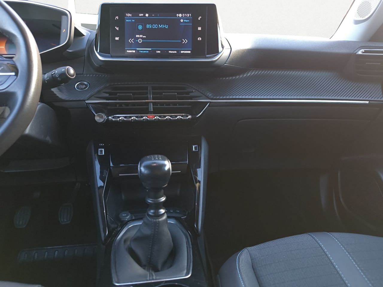 Peugeot 2008 ALLURE PACK BLUE HDI 110 CV  - Foto 2