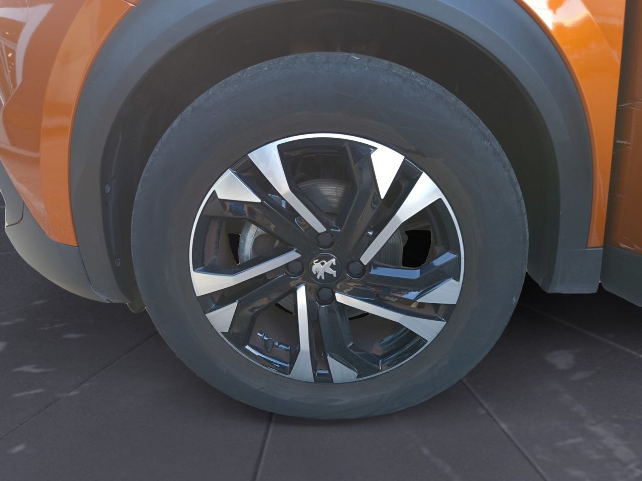 Peugeot 2008 ALLURE PACK BLUE HDI 110 CV  - Foto 2