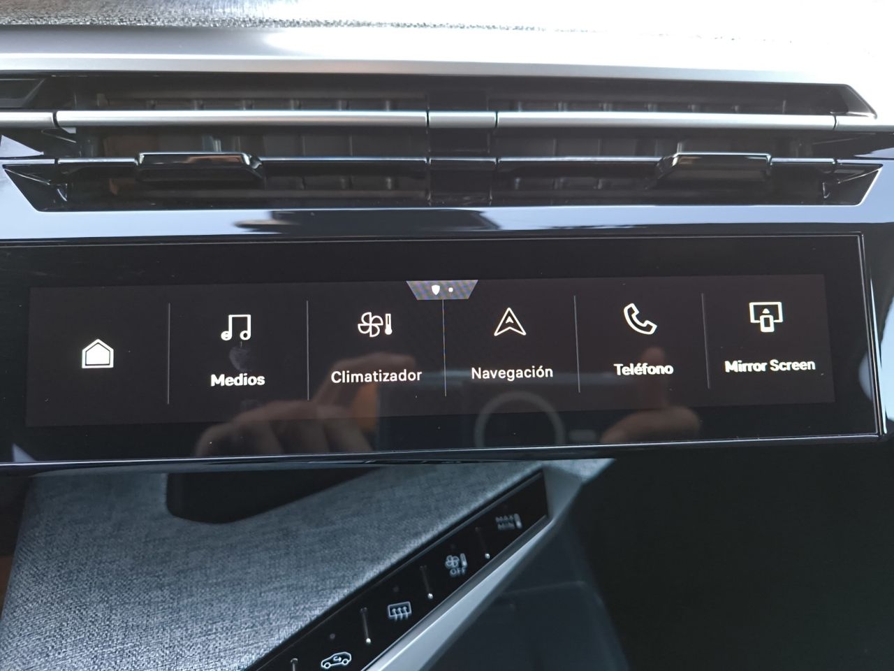 Peugeot 3008 Hybrid ALLURE HYBRID 136 eDCS6  - Foto 2