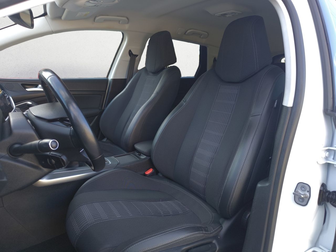 Peugeot 308 SW ALLURE BLUE HDI 130 CV  - Foto 2