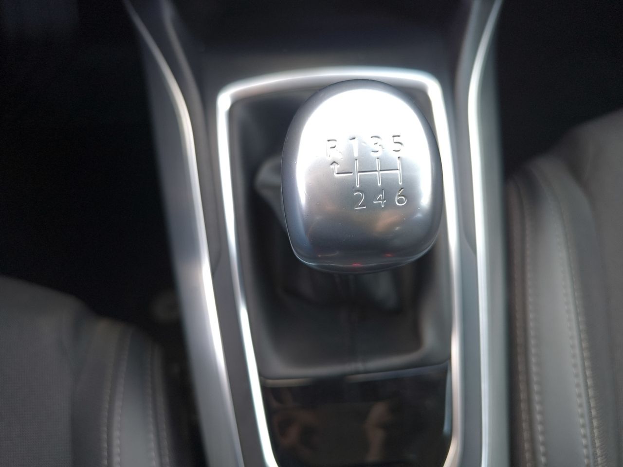 Peugeot 308 SW ALLURE BLUE HDI 130 CV  - Foto 2