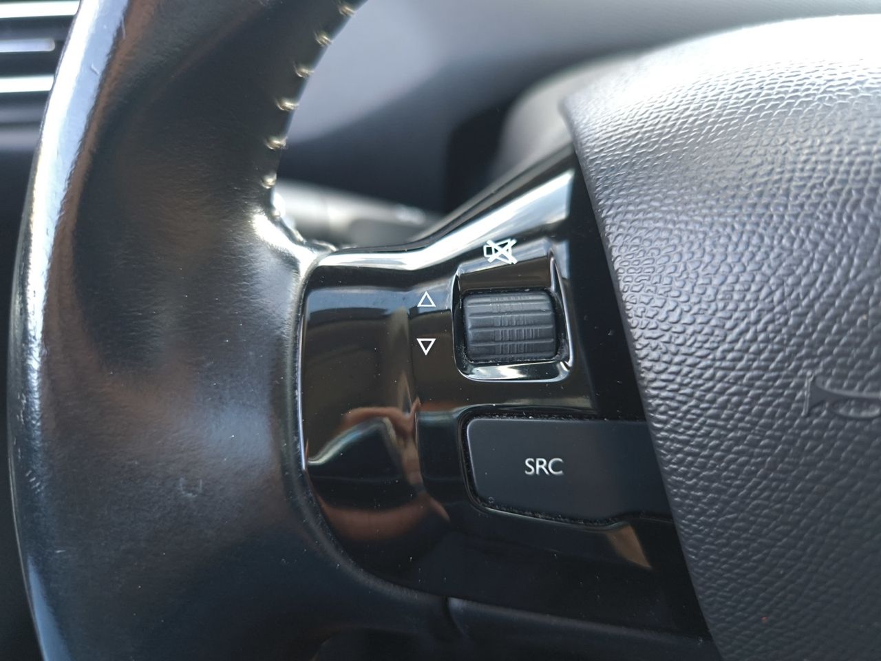 Peugeot 308 SW ALLURE BLUE HDI 130 CV  - Foto 2