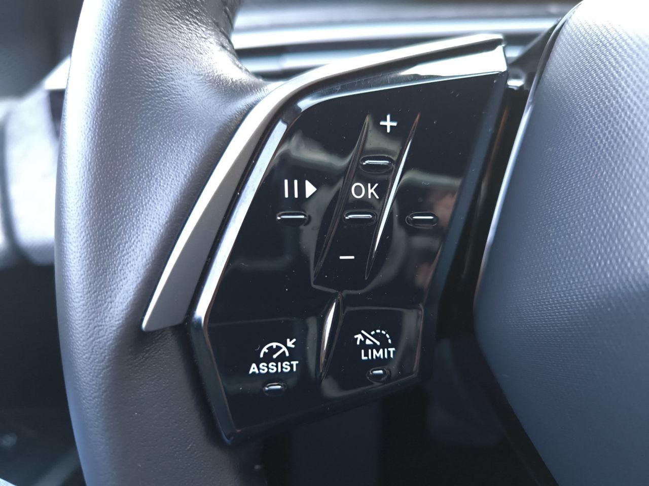 Peugeot 5008 ALLURE HYBRID 136 e DCS6  - Foto 2