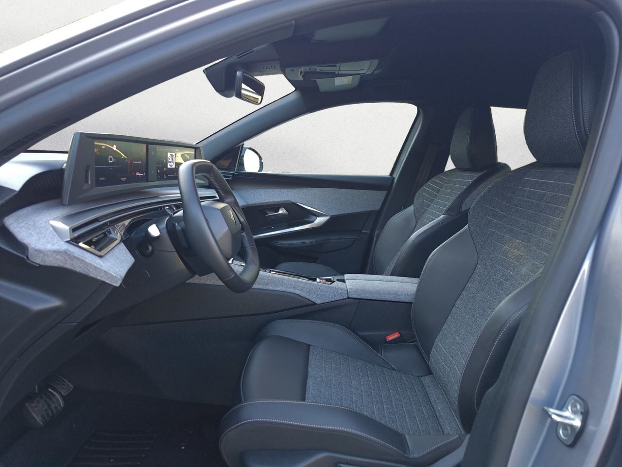 Peugeot 5008 ALLURE HYBRID 136 e DCS6  - Foto 2