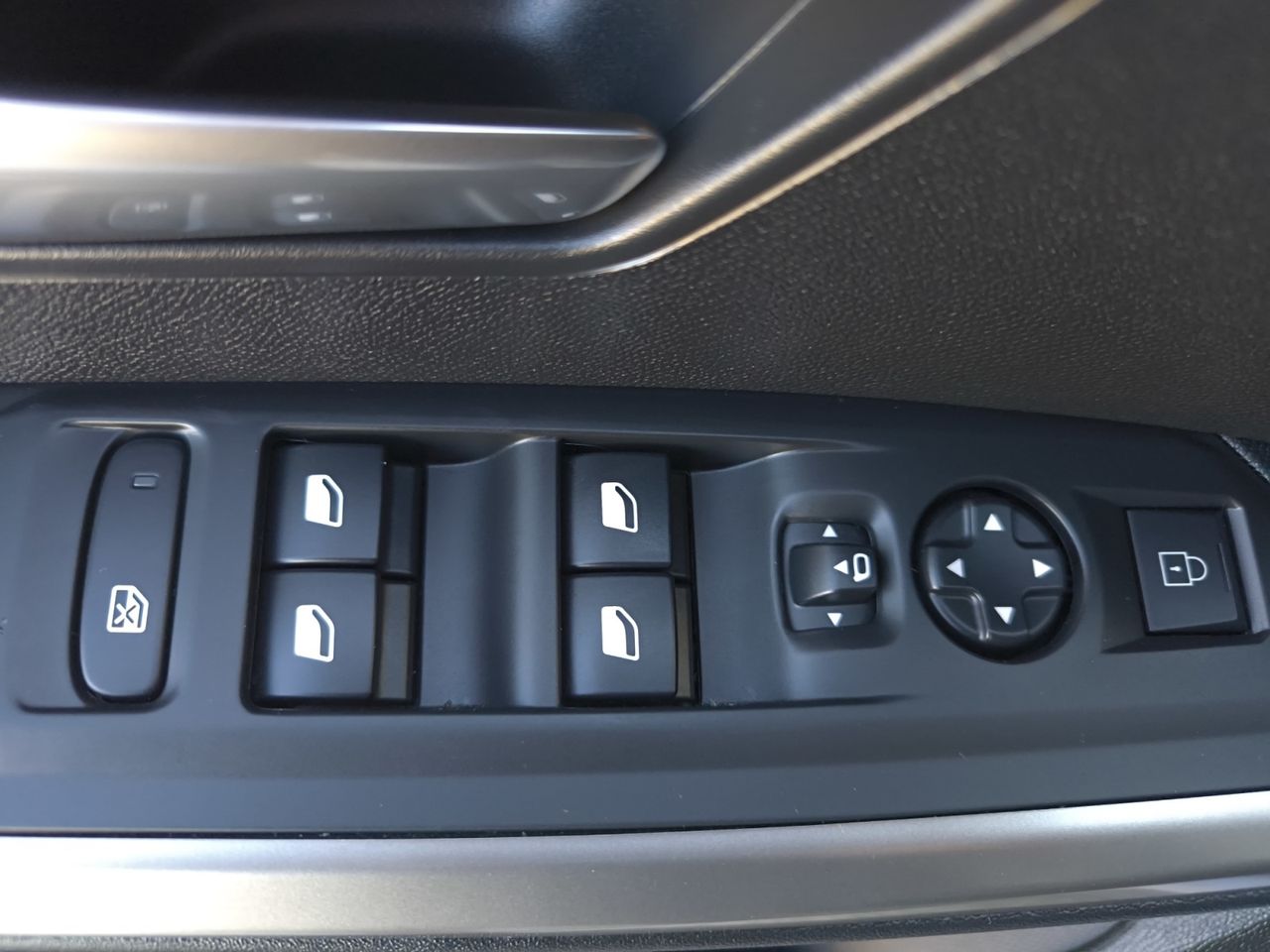 Peugeot 5008 ALLURE HYBRID 136 e DCS6  - Foto 2