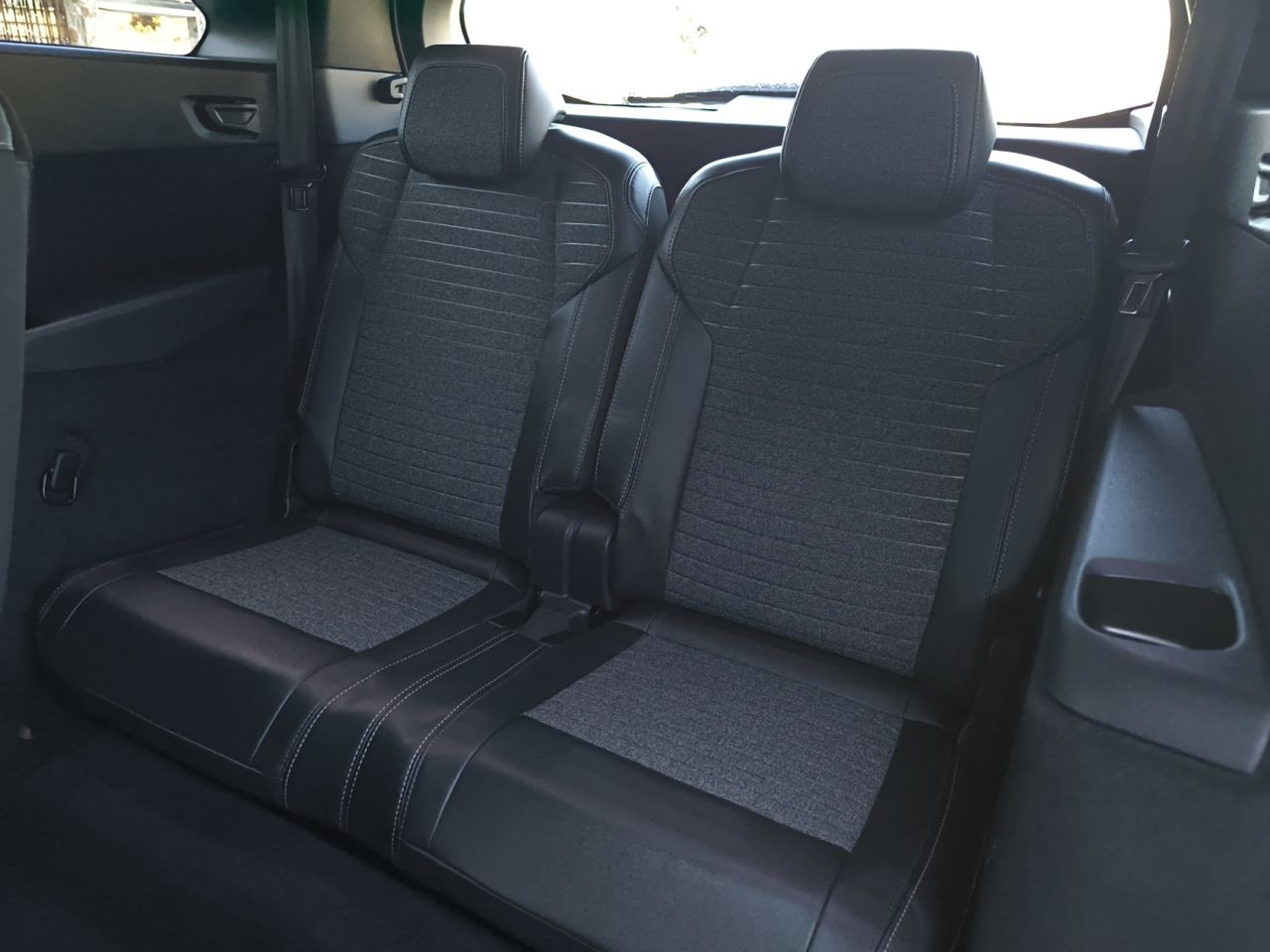 Peugeot 5008 ALLURE HYBRID 136 e DCS6  - Foto 2