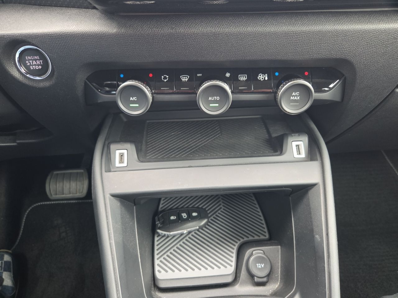 Citroën ë-C4 ELECTRICO 100 KW FEEL PACK  - Foto 2