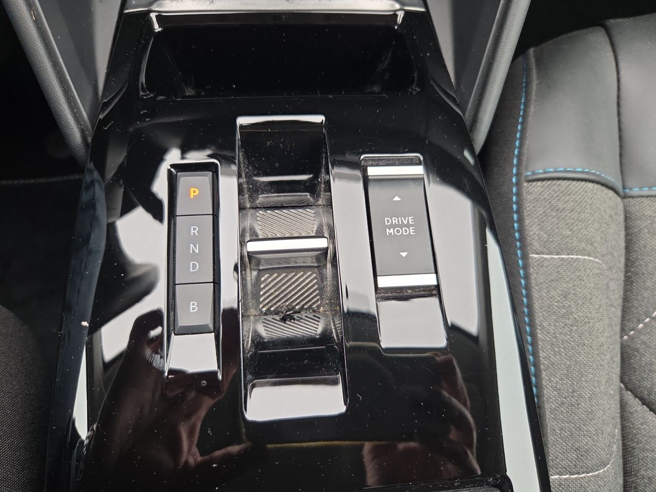 Citroën ë-C4 ELECTRICO 100 KW FEEL PACK  - Foto 2