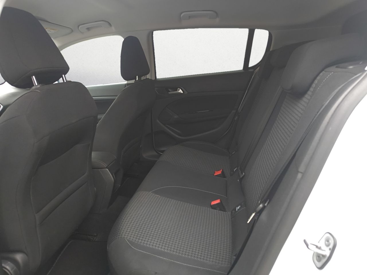 Peugeot 308 ACTIVE PACK BLUE HDI 100 CV  - Foto 2