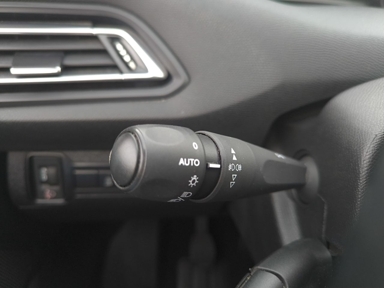 Peugeot 308 STYLE BLUE HDI 130 CV  - Foto 2