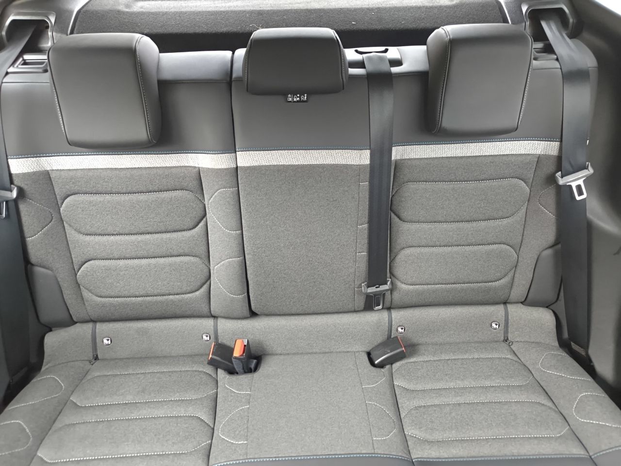 Citroën C4 FEEL PACK BLUE HDI 130 CV EAT8  - Foto 2