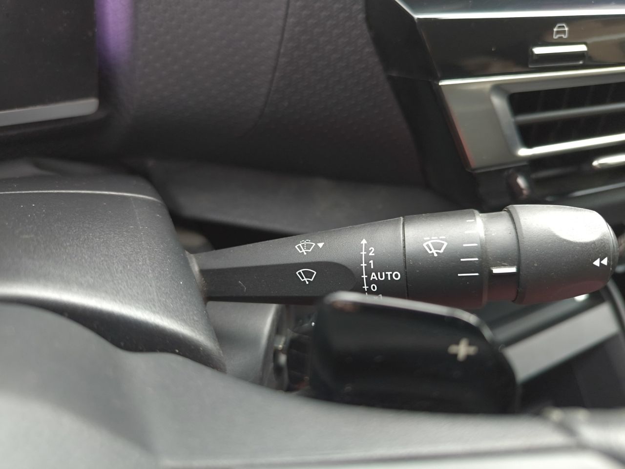 Citroën C4 FEEL PACK BLUE HDI 130 CV EAT8  - Foto 2