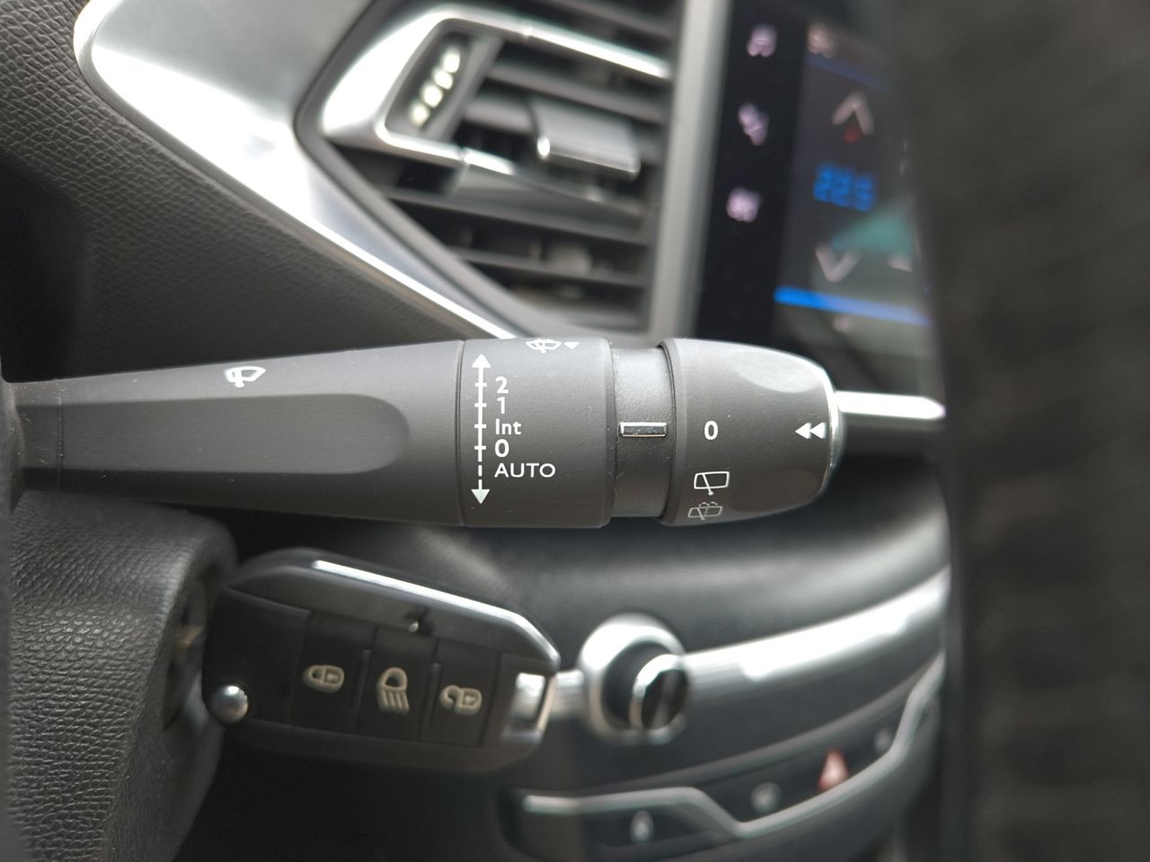 Peugeot 308 ACTIVE PACK BLUE HDI 100 CV  - Foto 2