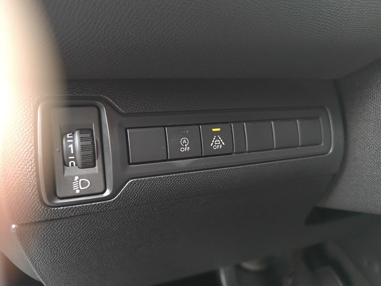 Peugeot 308 ACTIVE PACK BLUE HDI 100 CV  - Foto 2