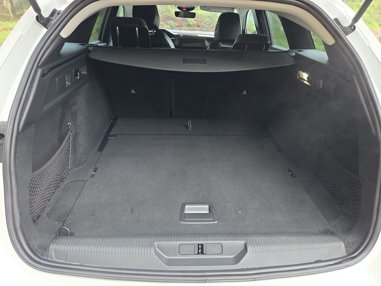 Peugeot 308 SW ALLURE BLUE HDI 130 CV EAT8  - Foto 2