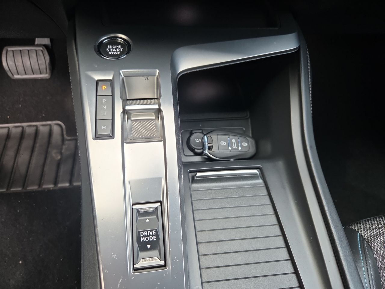 Peugeot 308 SW ALLURE BLUE HDI 130 CV EAT8  - Foto 2