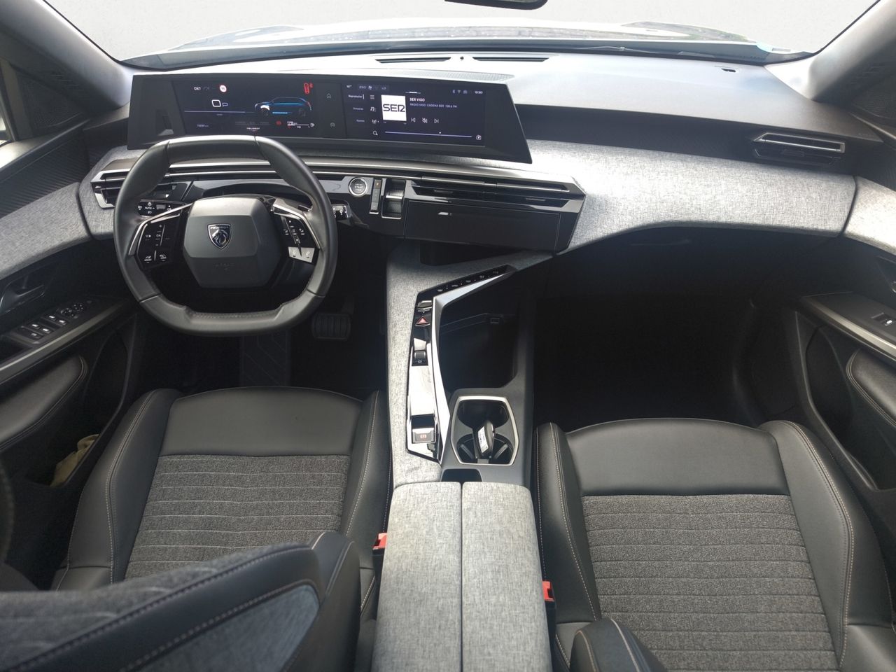 Peugeot 5008 ALLURE HYBRID 145 eDCS6  - Foto 2