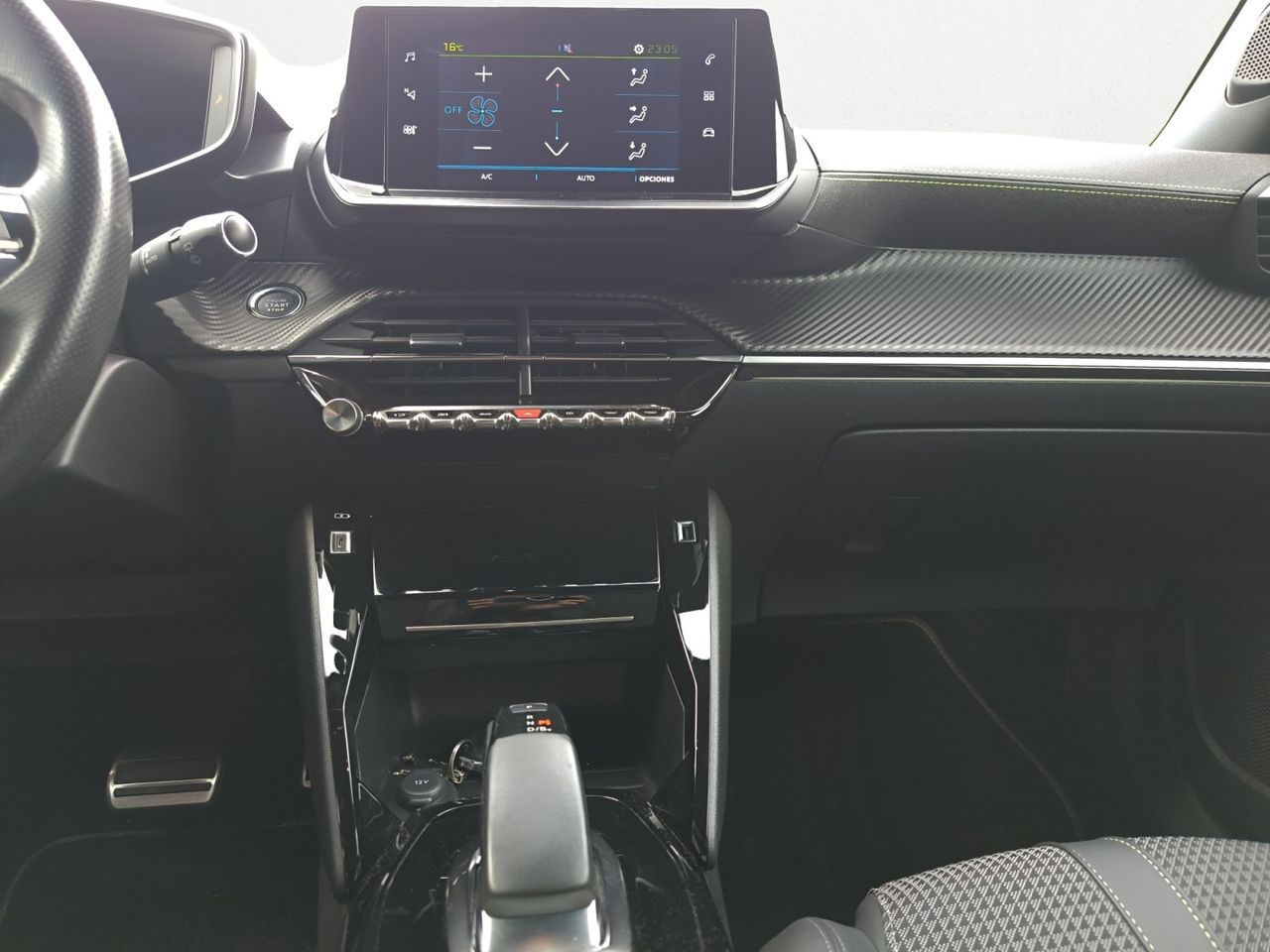 Peugeot e-2008 ALLURE ELECTRICO 136 CV  - Foto 2