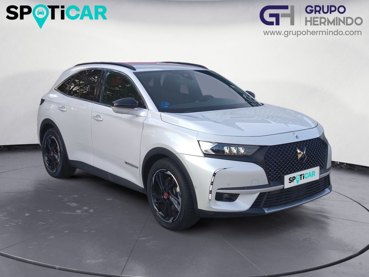 DS DS 7 CROSSBACK E TENSE 225 PERFORMANCE LINE  - Foto 2