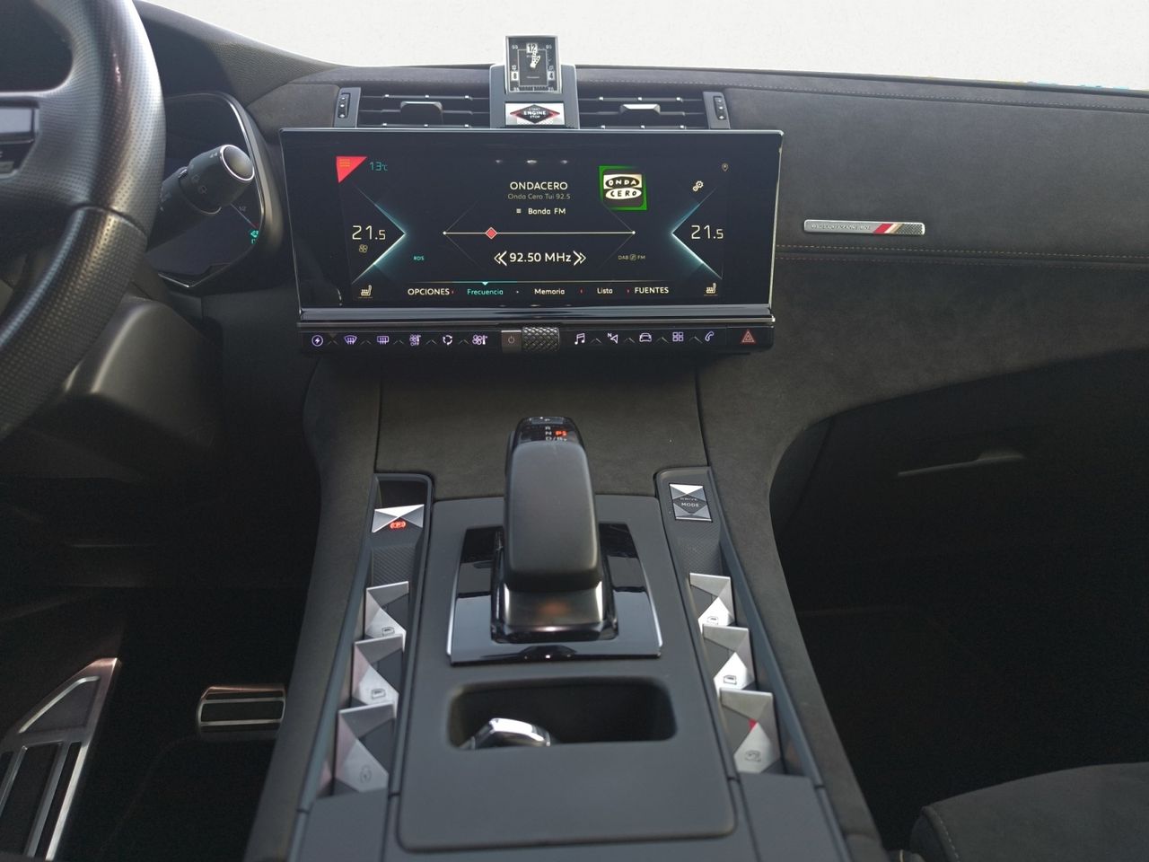 DS DS 7 CROSSBACK E TENSE 225 PERFORMANCE LINE  - Foto 2