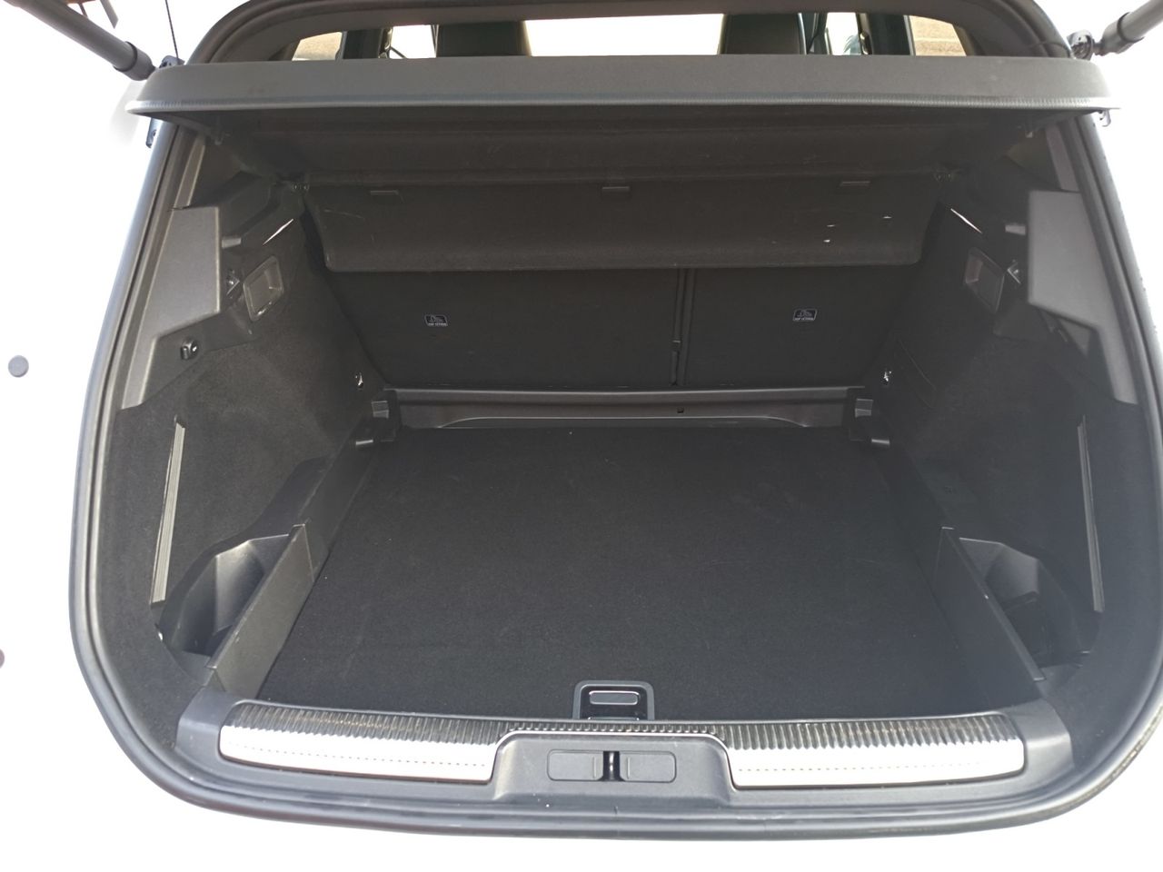 DS DS 7 CROSSBACK E TENSE 225 PERFORMANCE LINE  - Foto 2