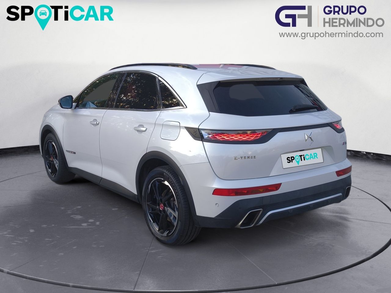 DS DS 7 CROSSBACK E TENSE 225 PERFORMANCE LINE  - Foto 2