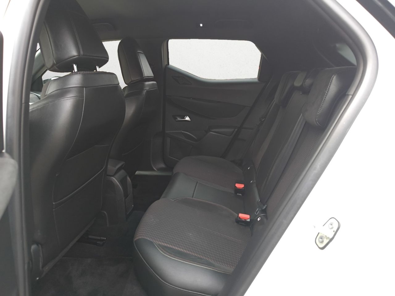 DS DS 3 CROSSBACK PURE TECH 130 CV AUT PERFORMANCE - Foto 2