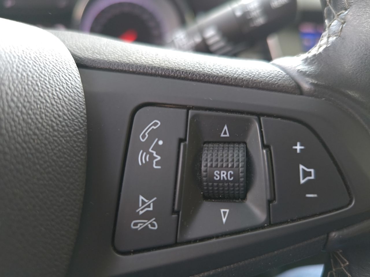 Opel Astra GS LINE 1.5 D  - Foto 2