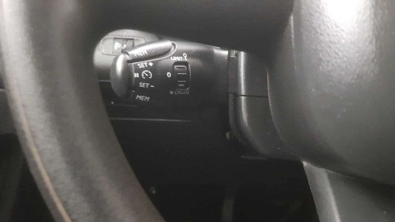 Citroën Berlingo TALLA M BLUE HDI 100 CV LIVE  - Foto 2