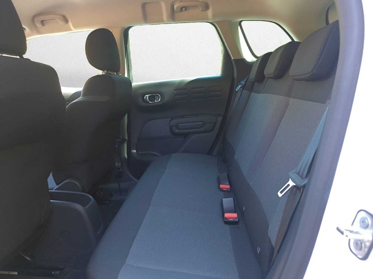 Citroën C3 Aircross FEEL PACK BLUE HDI 110 CV  - Foto 2