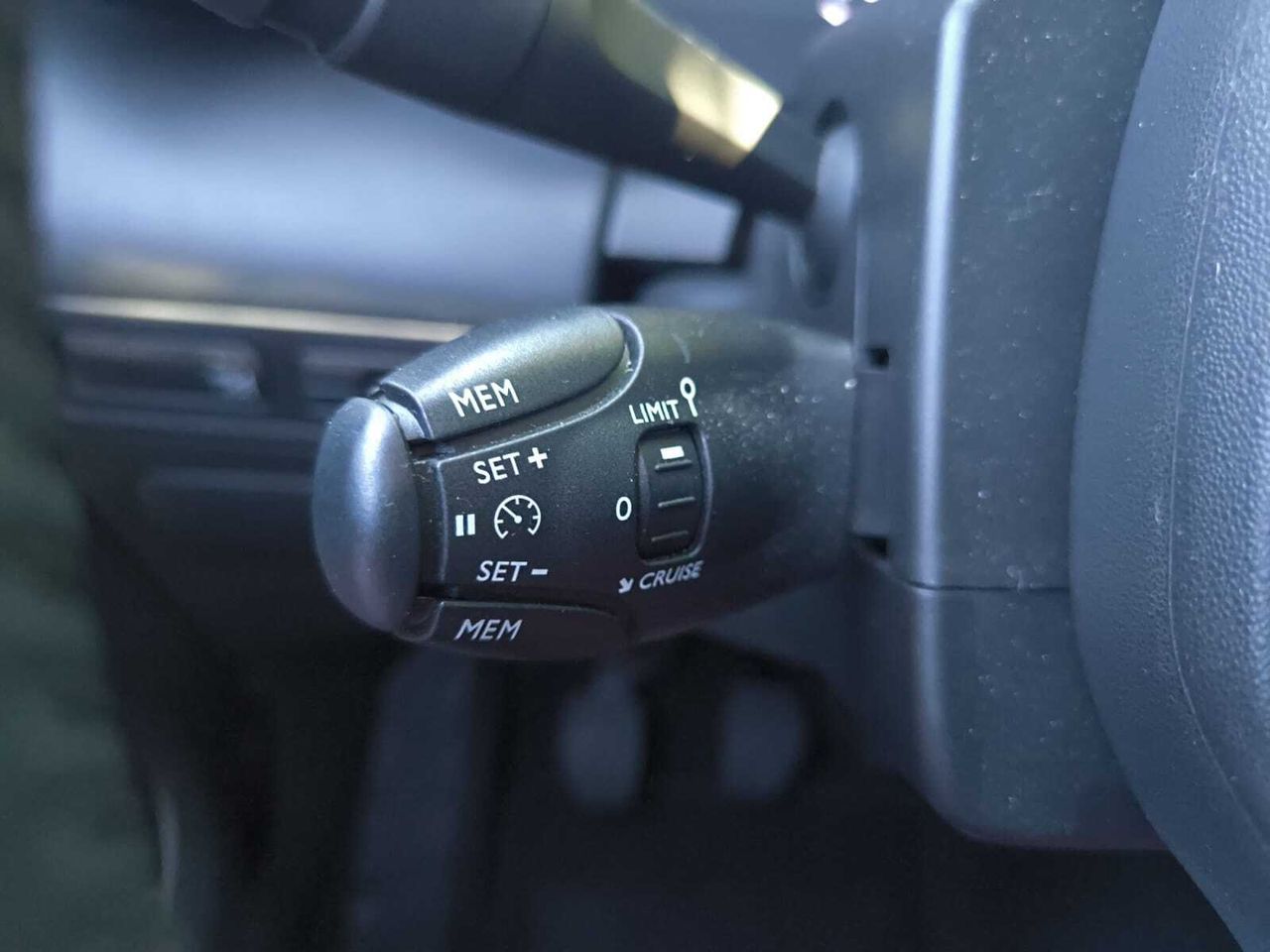 Citroën C3 Aircross FEEL PACK BLUE HDI 110 CV  - Foto 2